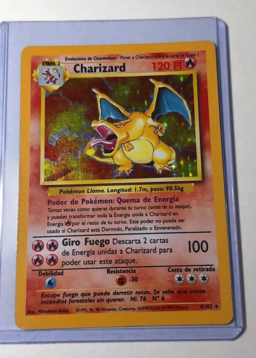 Base Set - Charizard #4 - Español - frente
